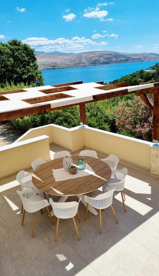 Salt & Stone Villa พาก ภายนอก รูปภาพ